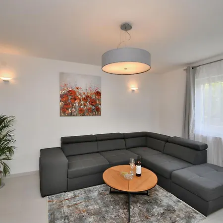 아파트 Vergotin *