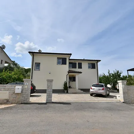 Apartment Vergotin *